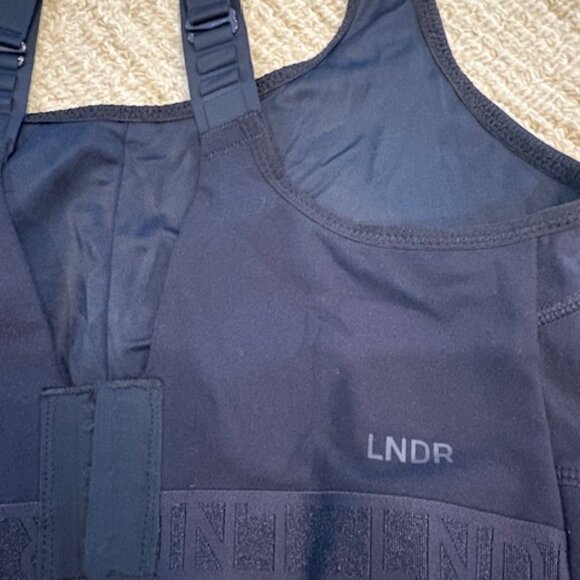 LNDR Sports Bra - Picture 4 of 5
